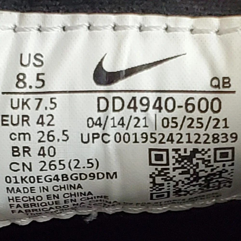 Nike Size 8.5 SB Verona Leticia Bufoni Slip on Sneakers.